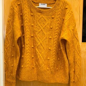 Old Navy Women's Golden Cable Knit Sweater
